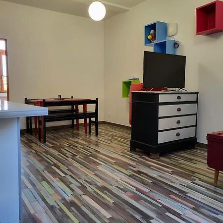 T2 Centre Village "Chez Clothilde" Remoulins Ngoại thất bức ảnh