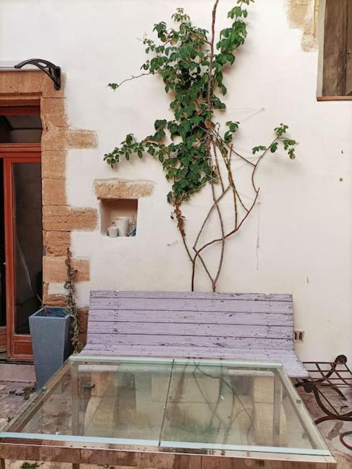 T2 Centre Village "Chez Clothilde" Remoulins Ngoại thất bức ảnh