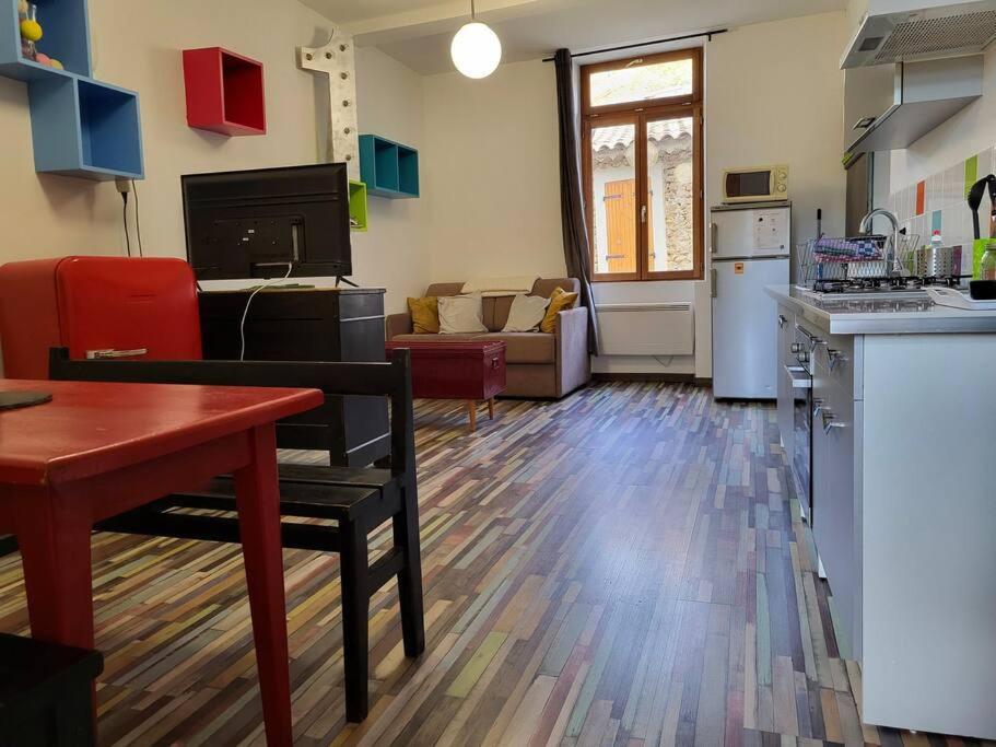 T2 Centre Village "Chez Clothilde" Remoulins Ngoại thất bức ảnh